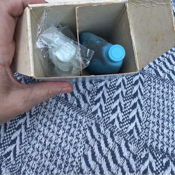 Avon Blue Dutch Girl Figurine Box - Picture 3 of 8